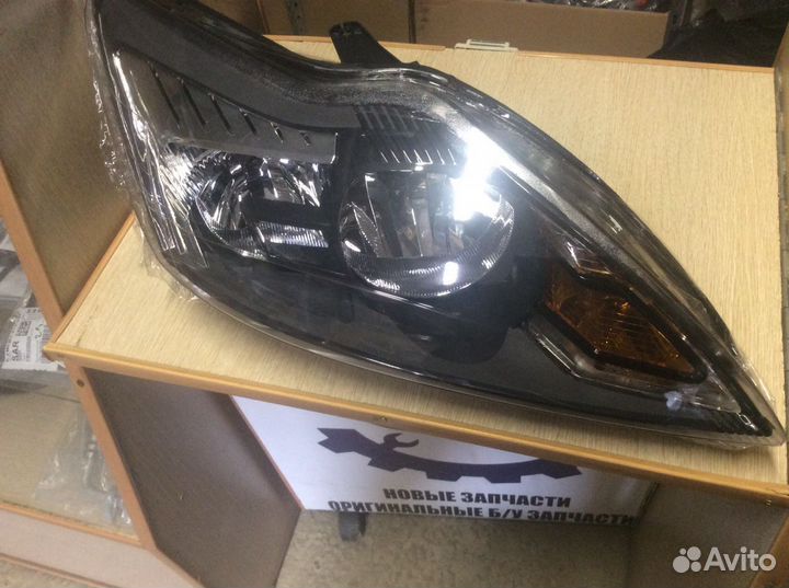 Форд Фокус 2 рест фара правая новая