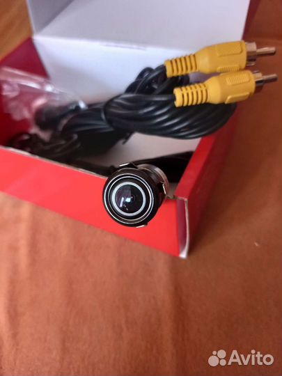 Камера заднего вида incar mini,новая,цветная