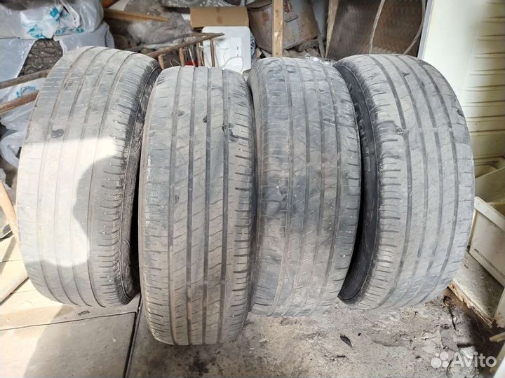 Roadstone N'Fera RU5 225/65 R17