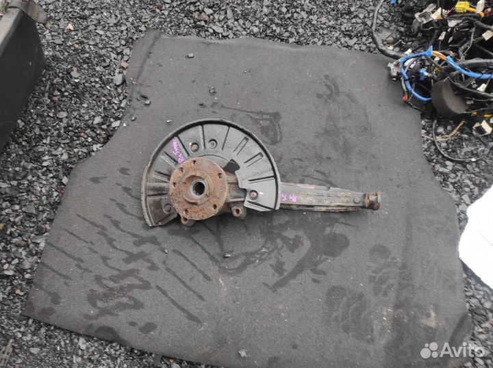 Кулак поворотный правый touareg q7 туарег