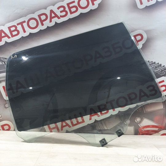 Стекло двери заднее правое LADA Largus 2013