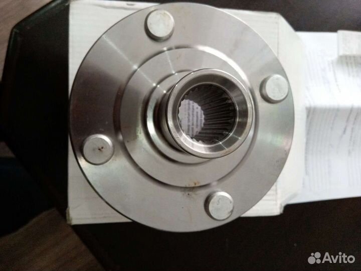 Ступица переднего колеса Мицубиси