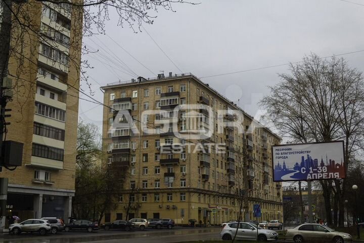 180,0 м2/Продажа торгового помещения на Семеновско