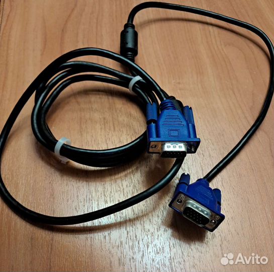 Кабель для монитора VGA