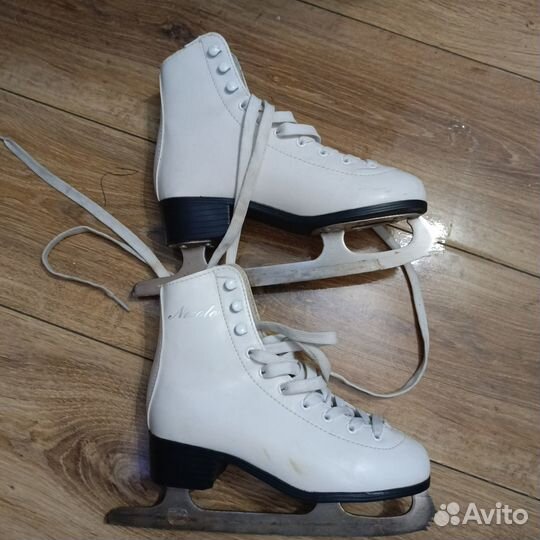 Коньки 35 р