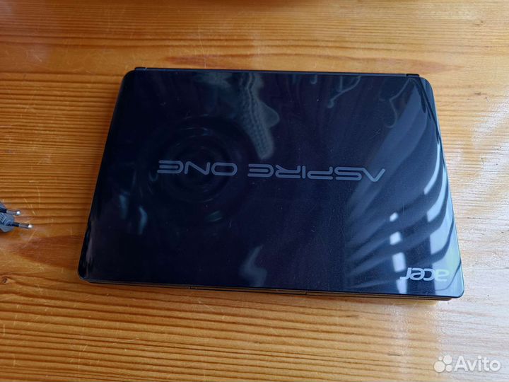 Ноутбук Acer aspire one d270