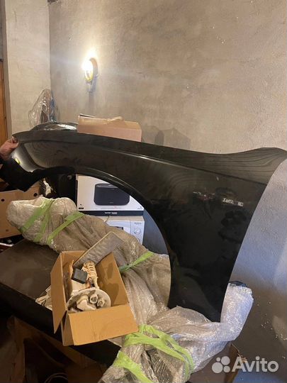 Переднее левое крыло