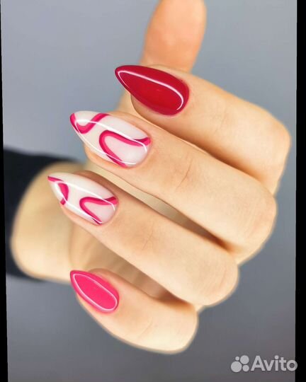 Маникюр/педикюр Район Триумфа