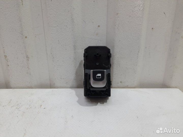 Кнопка стеклоподъемника Kia Rio FB 1.4 G4LC