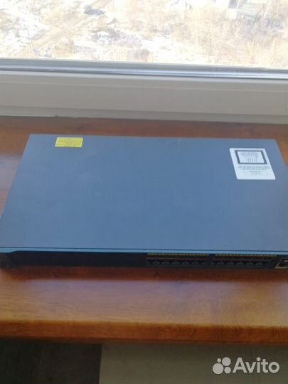 Коммутатор Cisco WS-C2960-24TC-L