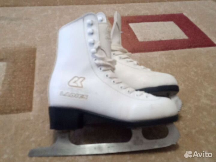 Коньки для фигурного катания