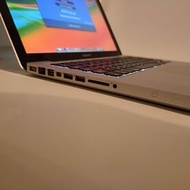 MacBook pro 13 2011