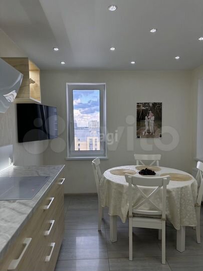 2-к. квартира, 55,3 м², 12/17 эт.