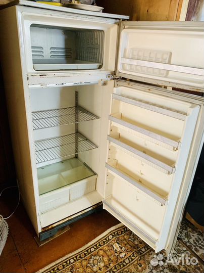 Холодильник бу