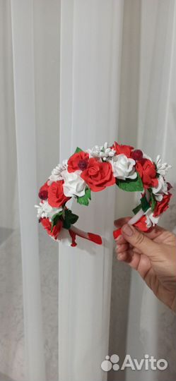 Ободок из роз