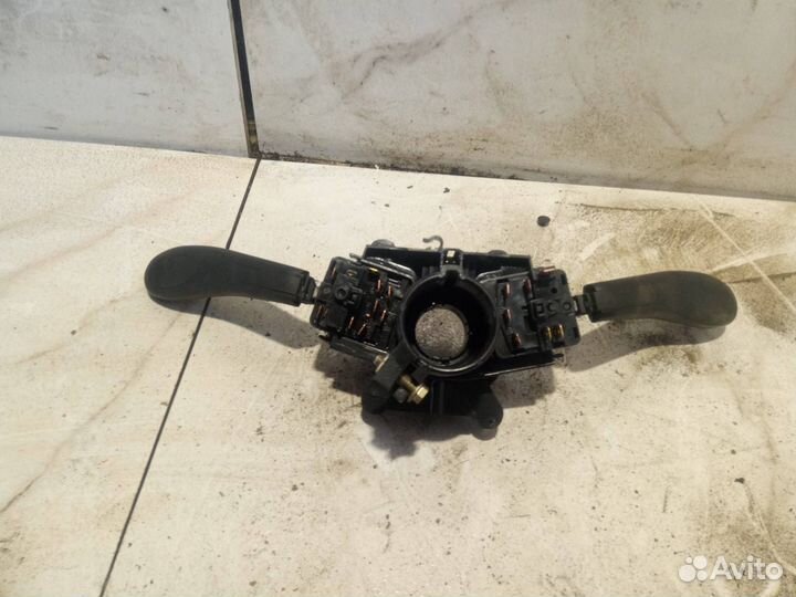 Переключатель подрулевой (стрекоза) Chevrolet Niva