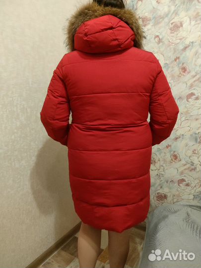 Пуховик зимний женский