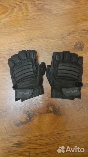 Кожаные перчатки беспалые