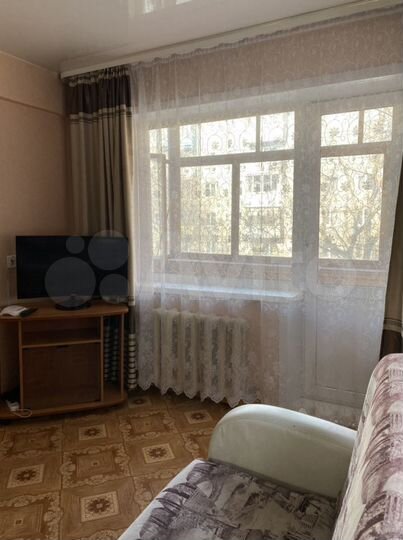 1-к. квартира, 42 м², 2/5 эт.