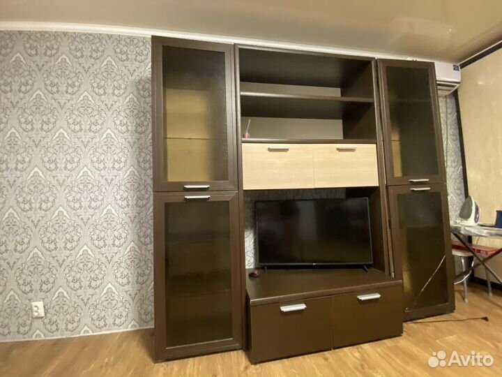 Стенка в гостиную