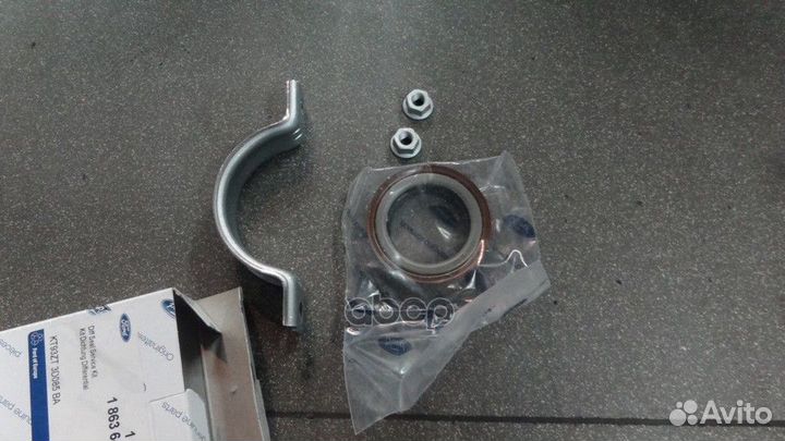 Сальник привода правого 1863642 ford