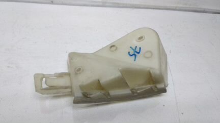 Кронштейн бампера задний левый Ford Focus 3 2.0