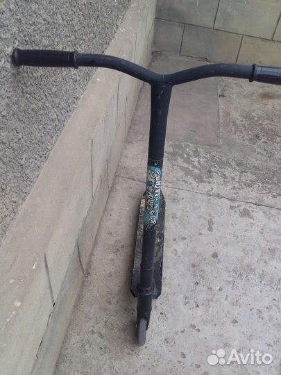 Трюковой самокат