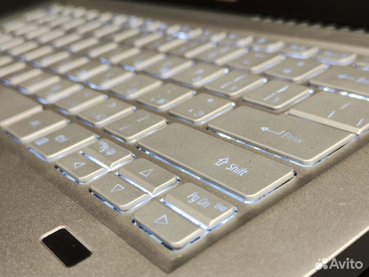 Ультрабук Acer Swift