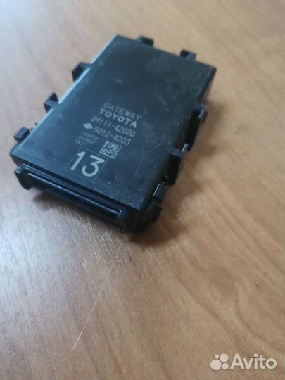 Блок управления монитором Toyota Rav 4 40