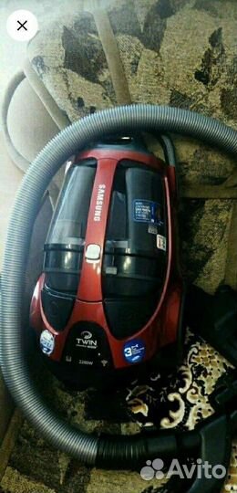 Пылесос 2200 ватт
