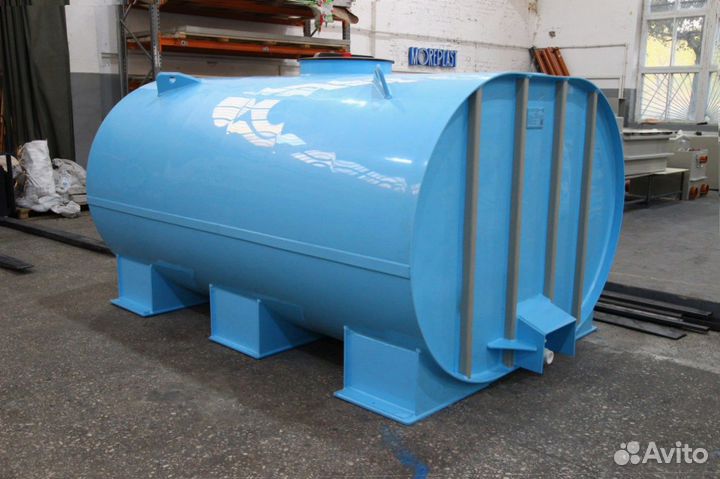 Цистерна для перевозки жидкостей