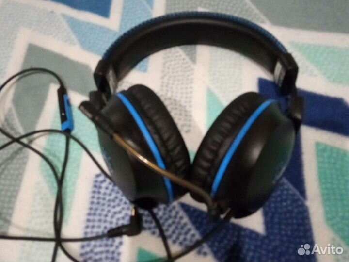 Проводная гарнитура sades