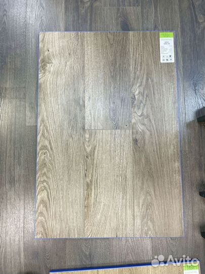 Виниловая плитка / Виниловый пол