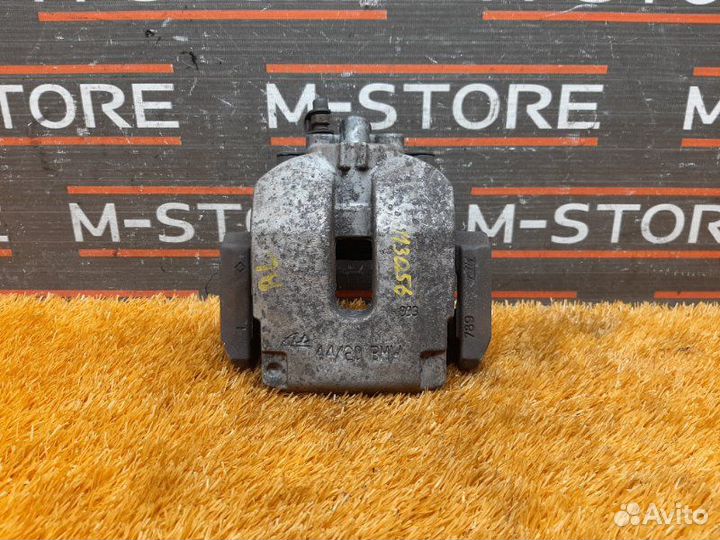 Суппорт задний левый Bmw X5 E70 N52B30A 2007