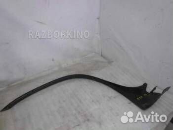 Накладка переднего крыла правого