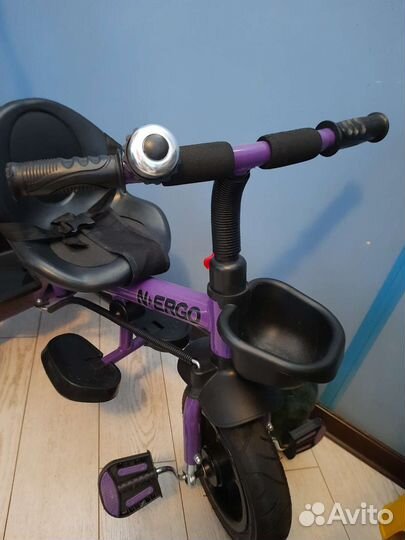 Детский велосипед с родительской ручкой