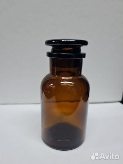 Бутылка с широким горлом