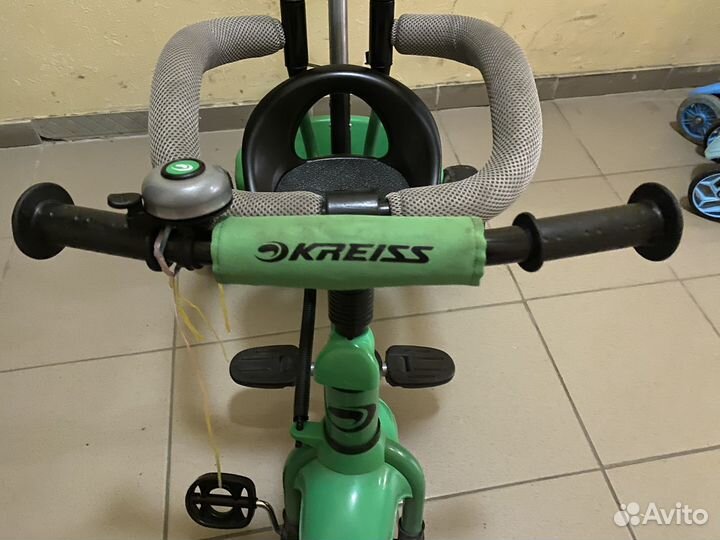 Велосипед с родительской ручкой