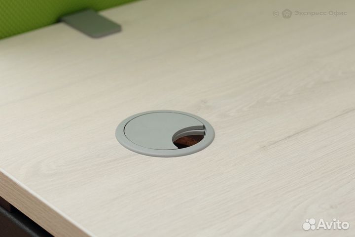 Стол-бенч двойной с опорной тумбой Metal system st