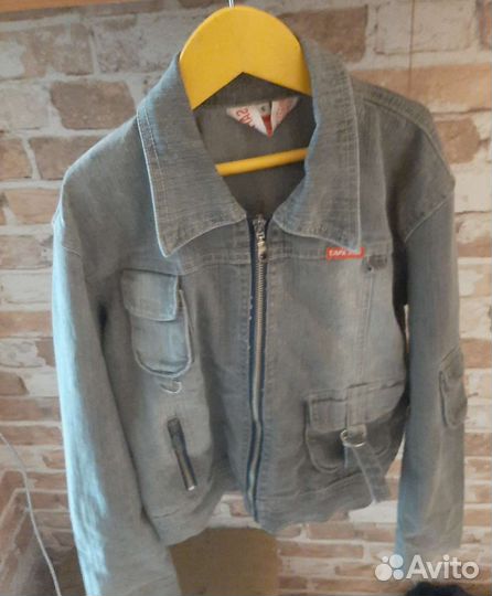 Джинсовая куртка