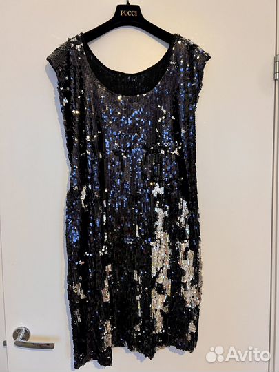 Роскошное платье с пайетками Aqua