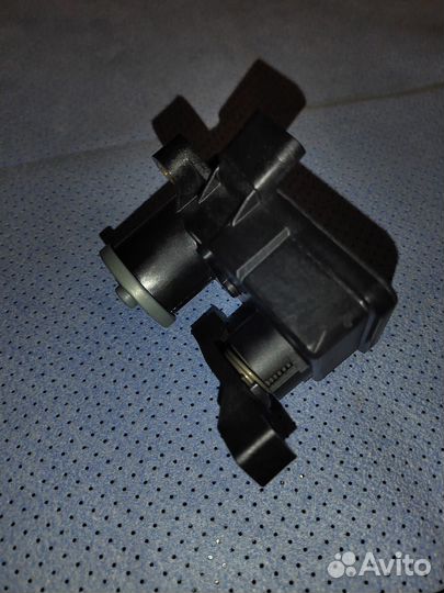 Привод заслонок 3.0 CDI mercedes benz W463/X164