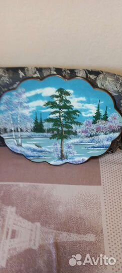 Картина на дереве с камнями