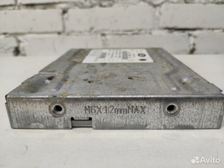 GSM-модуль Land Rover Vogue L405 3.0D 2016