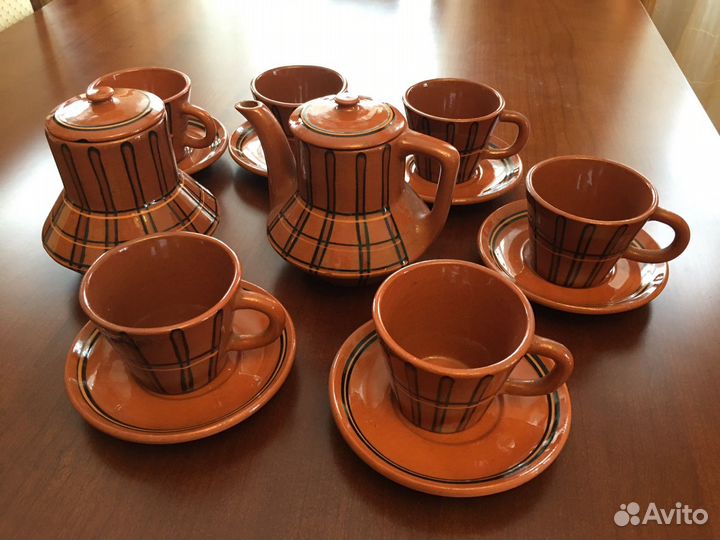 Сервиз чайно-кофейный Болгария, ручная работа 80-Е