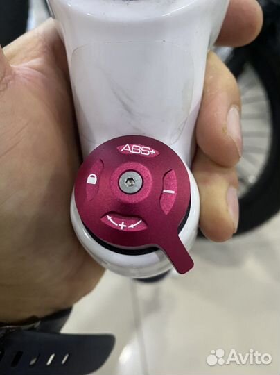 Вилка Manitou Air 27,5