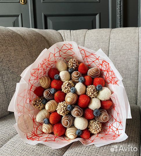 Букет клубники в шоколаде «Фантазия»