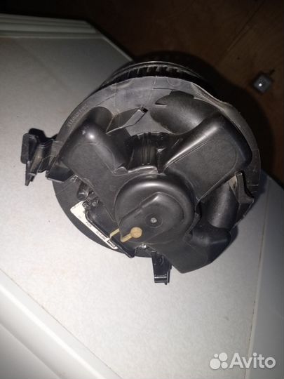 Мотор отопителя печки