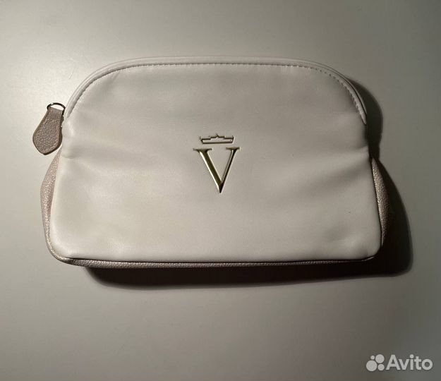 Косметичка Valmont