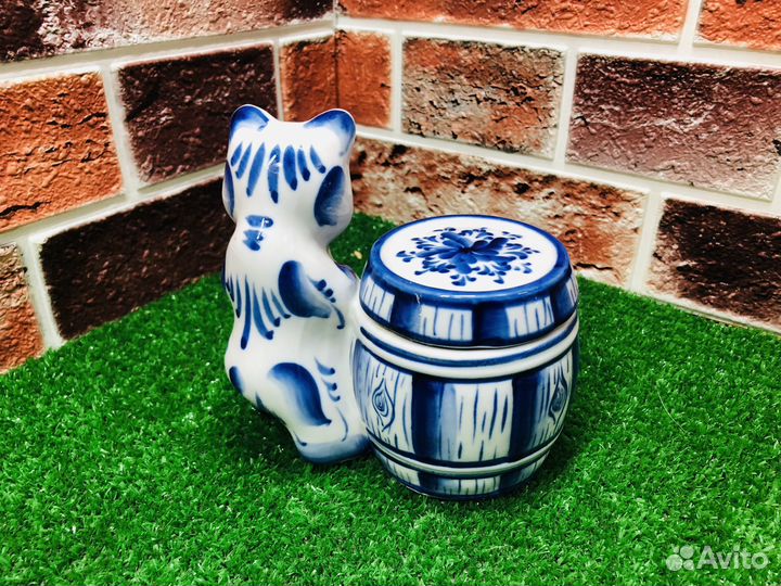 Z.8768 бочонок для меда Гжель